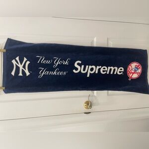 Supreme x New York Yankees navy blue hand towel